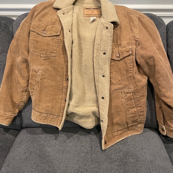 GAP Medium tan corduroy jacket - Picture 2 of 2